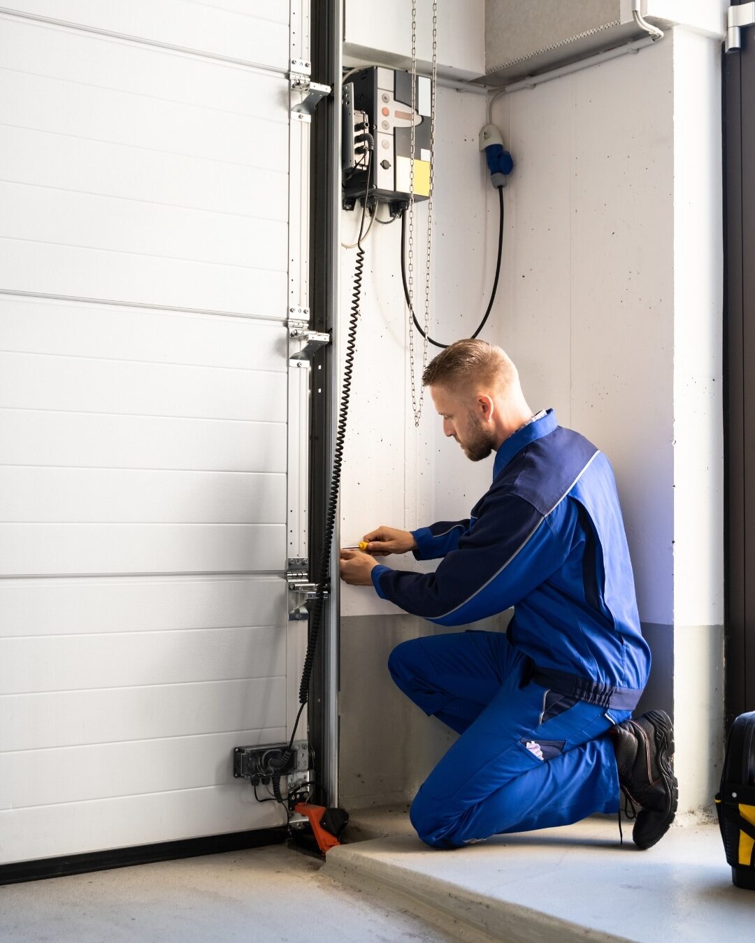 Garage Door Services in Northeast Calgary
