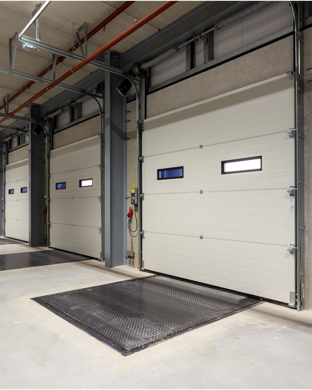 Commercia garage door services in Calgary